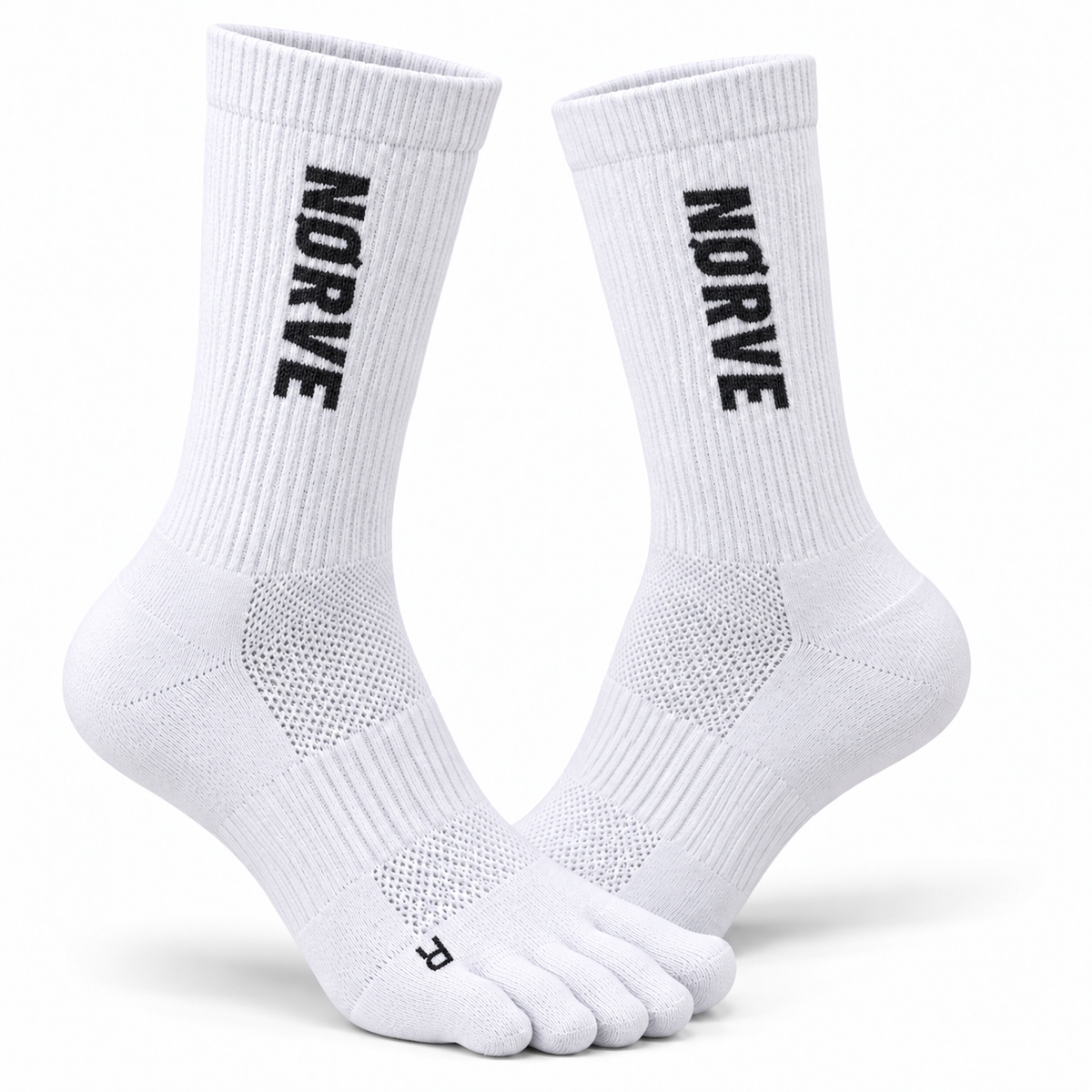 Paire de chaussettes à orteils NØRVE blanches, pied gauche et pied droit